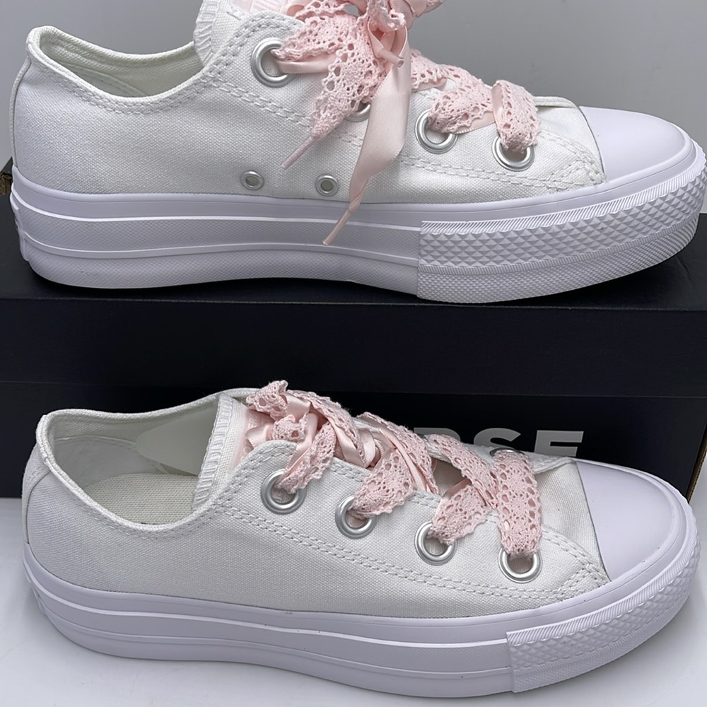 Converse WMNS A14830C CTAS LIFT OX
WHITE/WHITE/BLUSH HUSH Platforms Sneakers - Picture 2 of 16